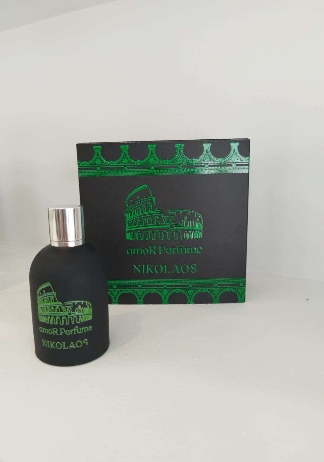 amoR Parfume Nikolaos